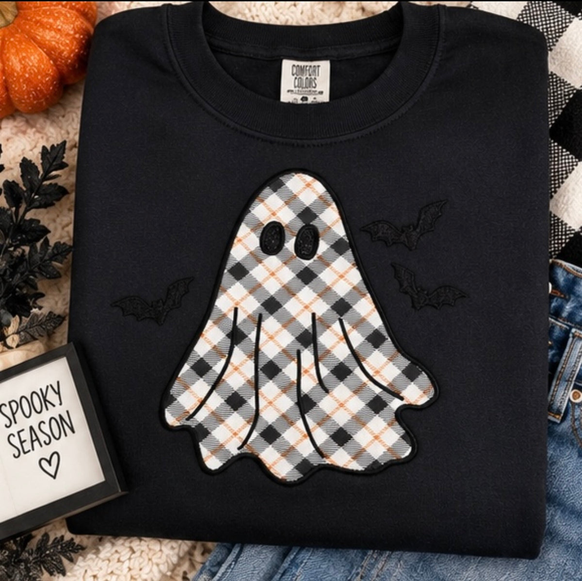 Spooky Ghost Appliqué Sweatshirt