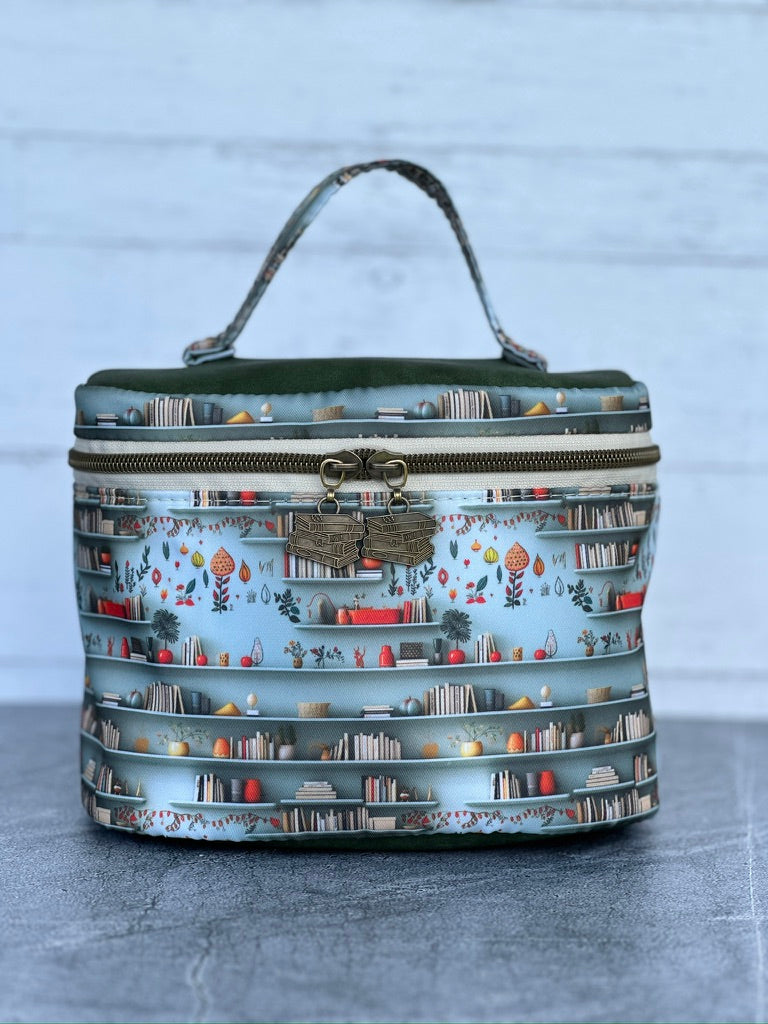 Book Lover Teresita Train Case